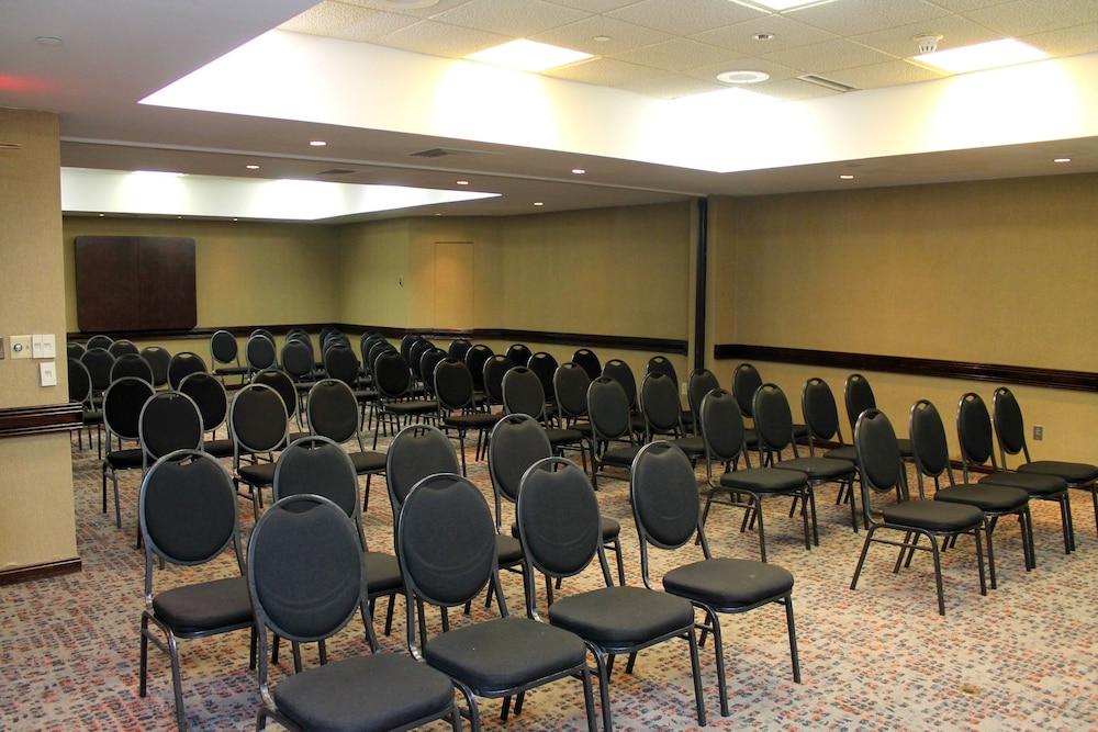 Doubletree Suites By Hilton Dayton/Miamisburg Extérieur photo
