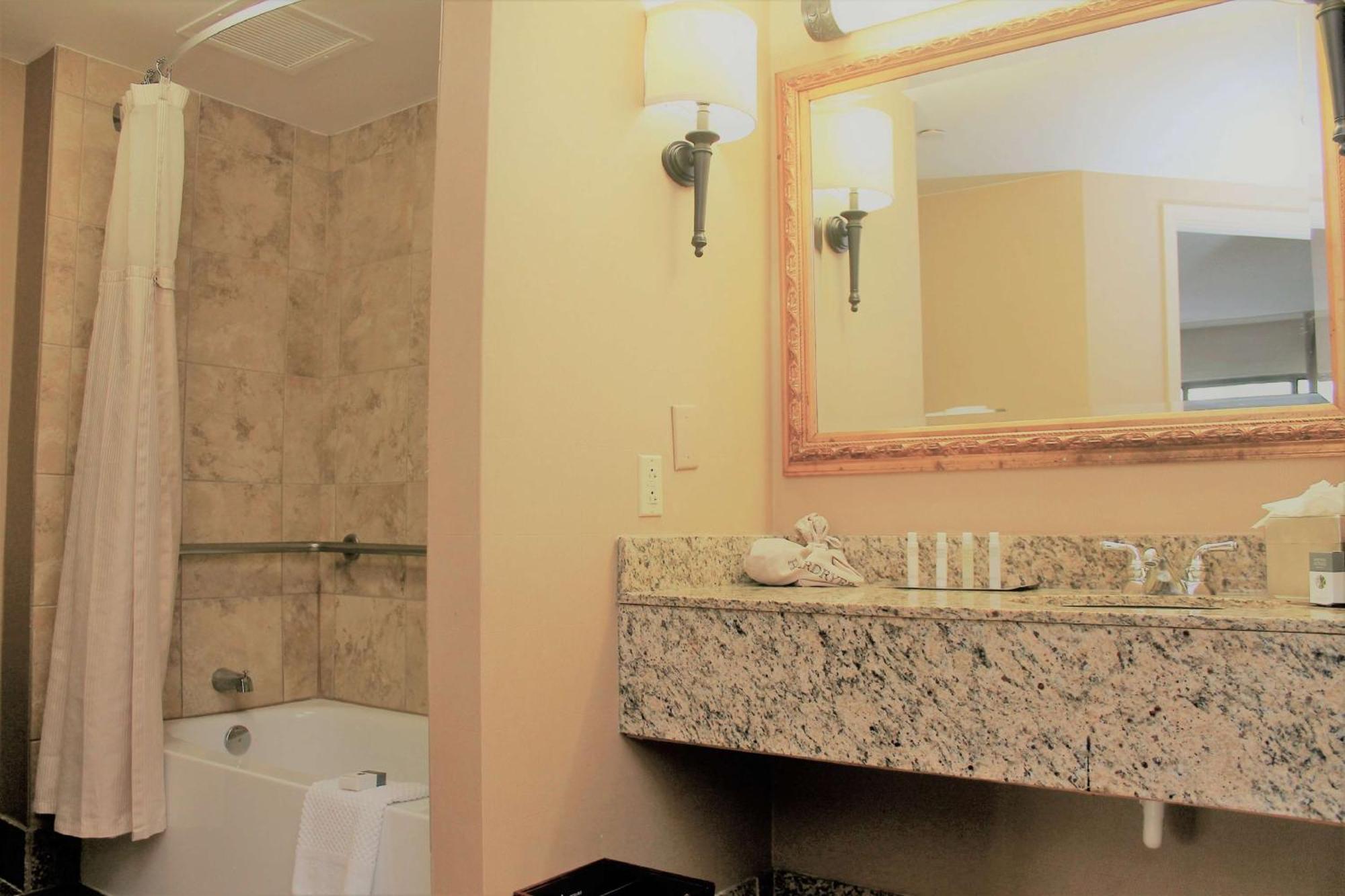 Doubletree Suites By Hilton Dayton/Miamisburg Extérieur photo